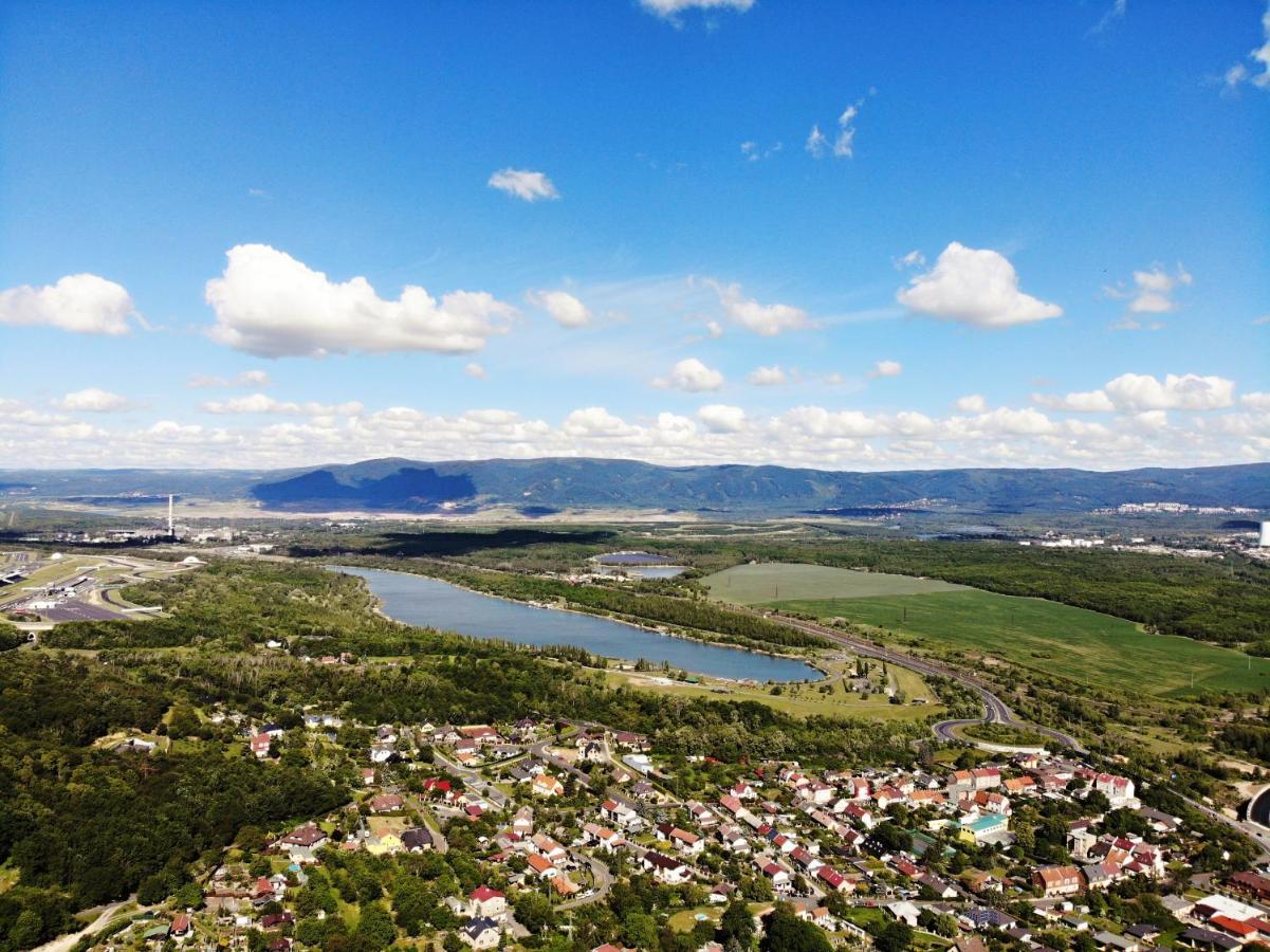 Rezidence Belehradska Apartman Most Kültér fotó
