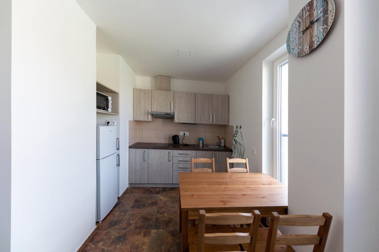 Rezidence Belehradska Apartman Most Kültér fotó
