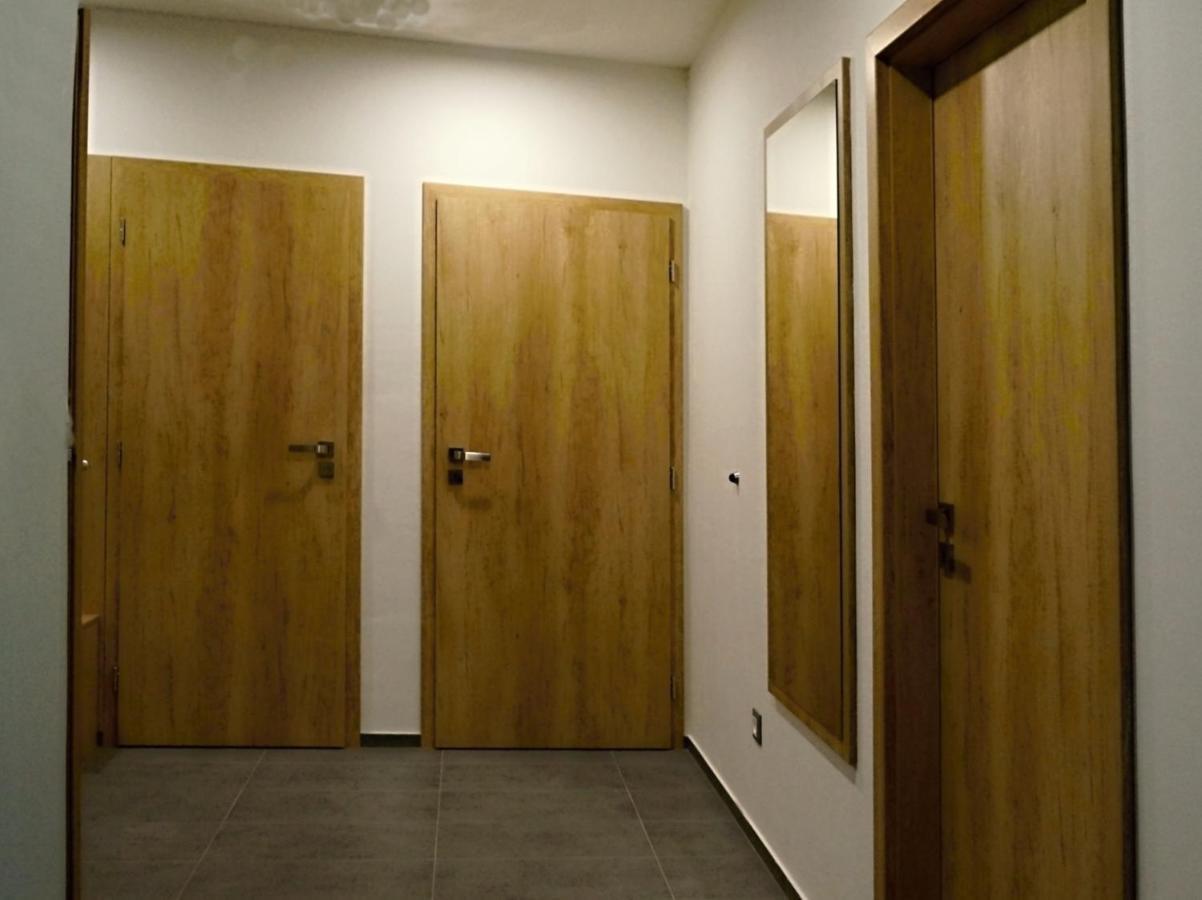 Rezidence Belehradska Apartman Most Kültér fotó